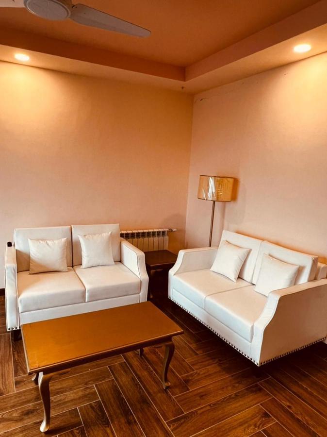 Reina Boutique Hotel - Murree Kültér fotó